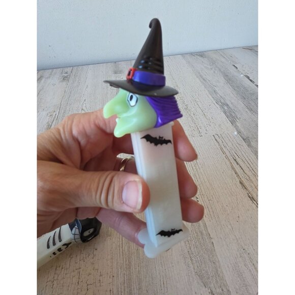 Vintage pez Halloween dispenser fuzzy witch ghost skeleton pumpkin jack-o'-lante - Picture 11 of 12